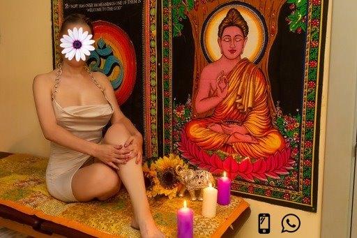 602556595: Chica busca chico en Sevilla