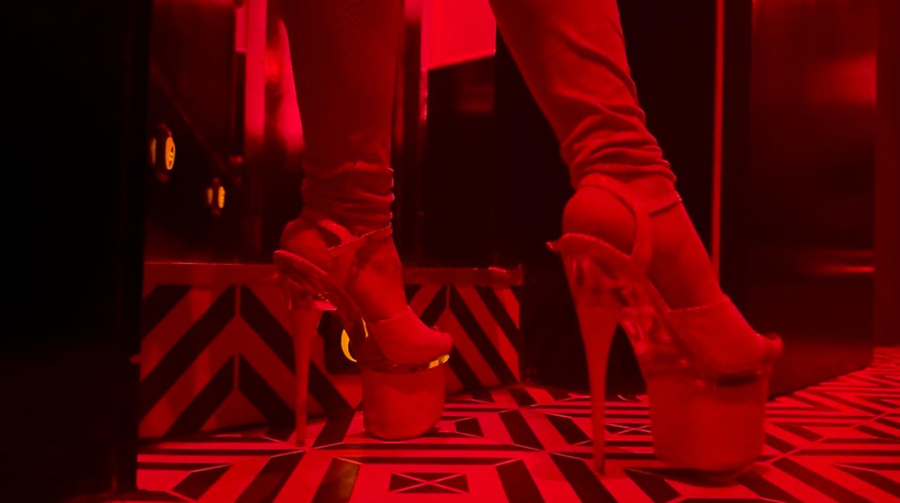 Chica busca chico en Barcelona: 