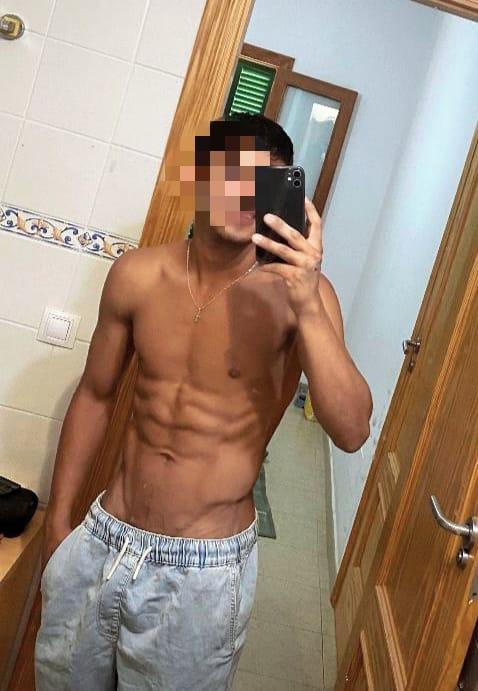 Chico busca chica en Mallorca: 