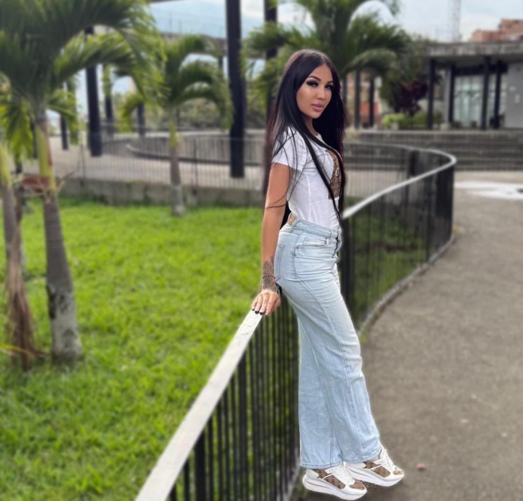 672962924: Travesti en Murcia