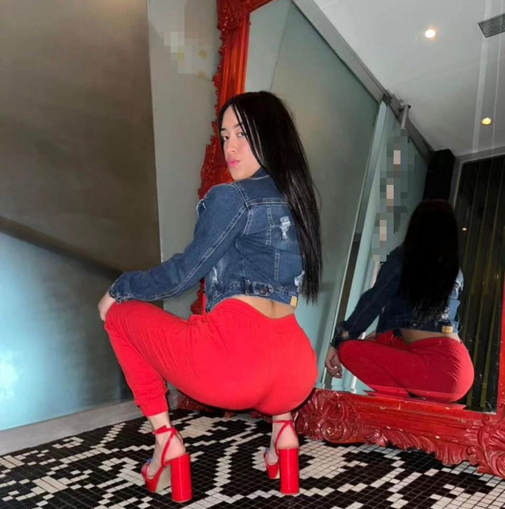 607042072: Chica busca chico en Madrid