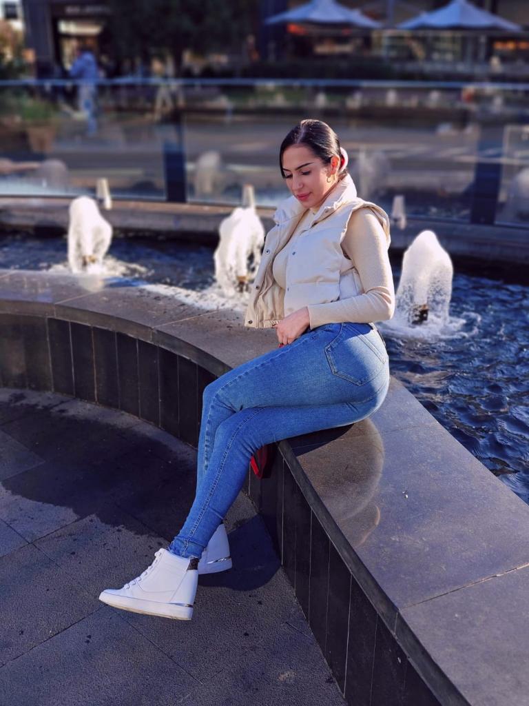 Chica busca chico en Barcelona: 