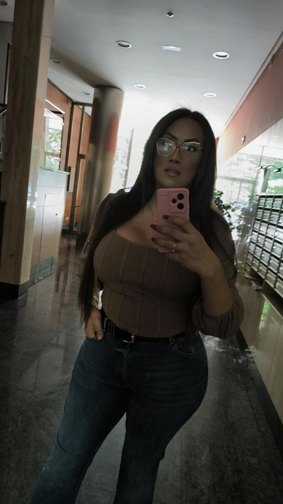 722659434: Transexual en León