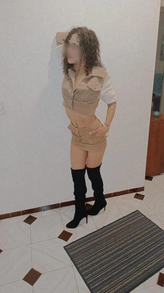 Chica busca chico en Madrid: Chica busca chico