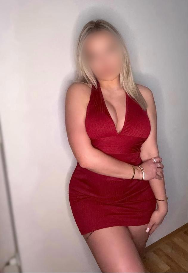 664569815: Chica busca chico en Madrid