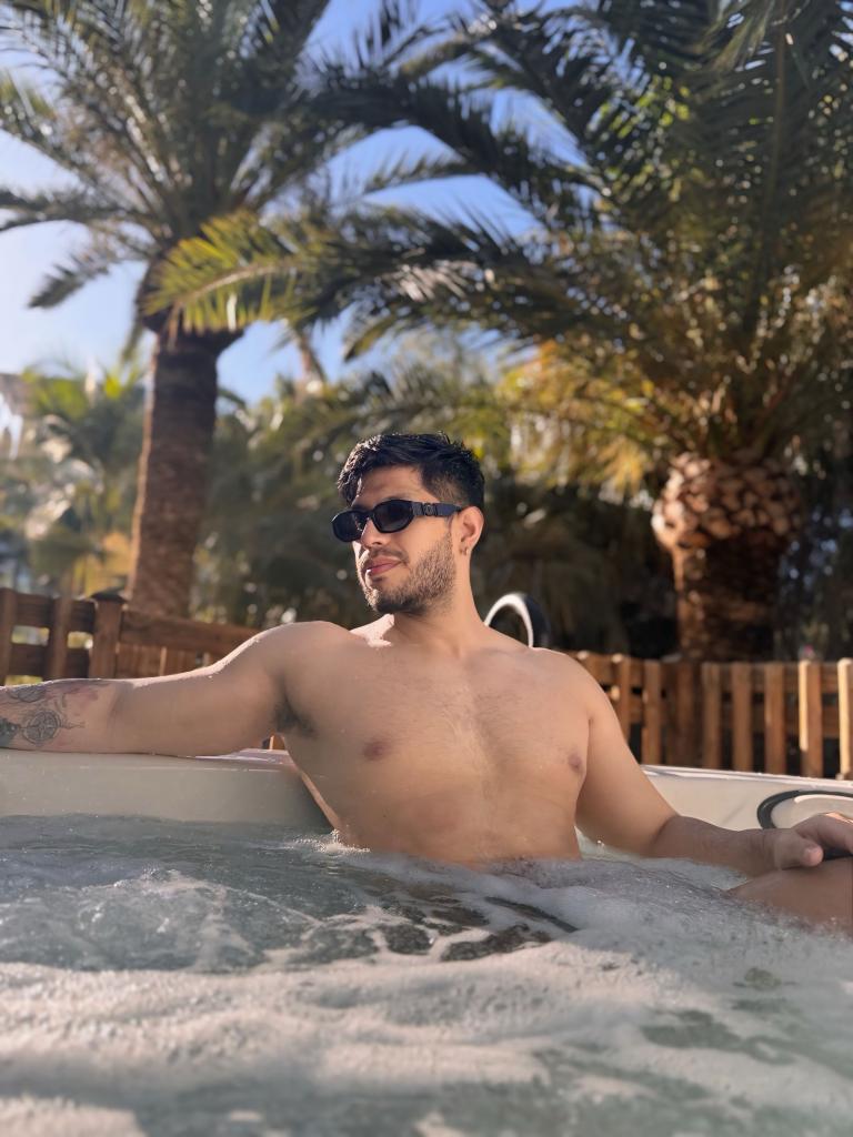 627275163: Chico busca chica en Sevilla