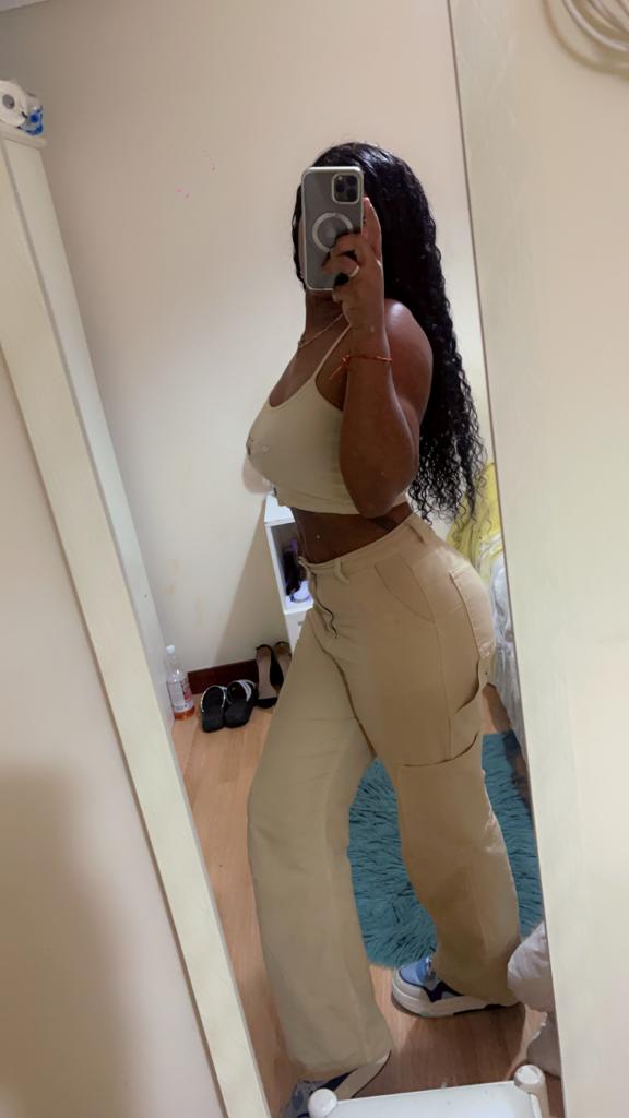 641487989: Chica busca chico en León