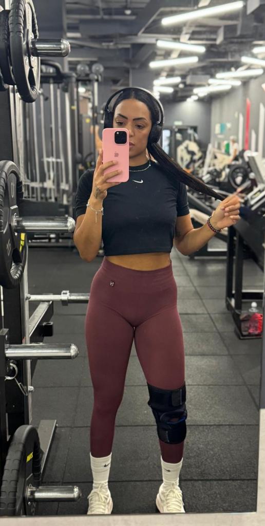 666321051: Chica busca chico en Cádiz