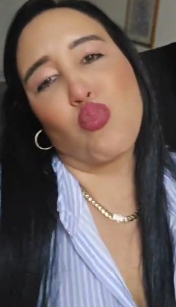 624356846: Chica busca chico en Alicante