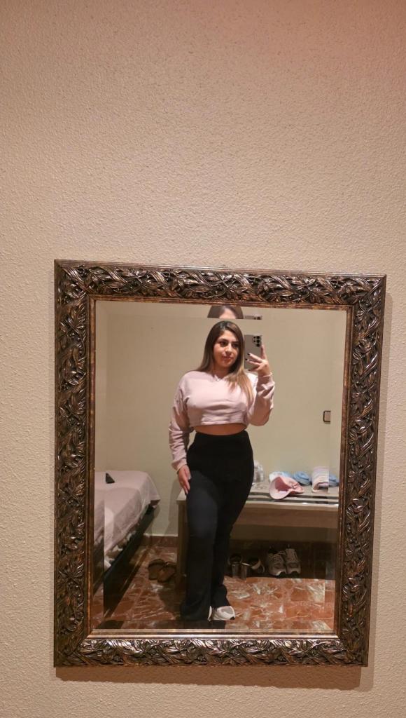 674970494: Chica busca chico en Málaga