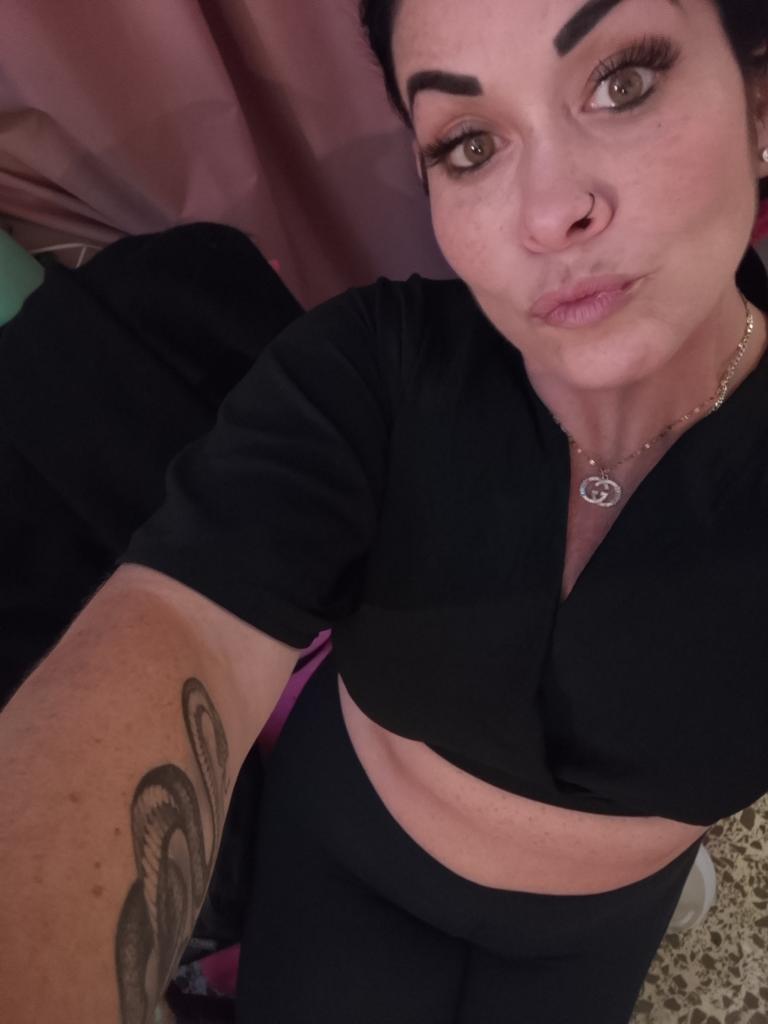 632834396: Chica busca chico en Mallorca