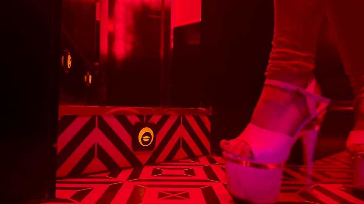 662931622: Chica busca chico en Barcelona