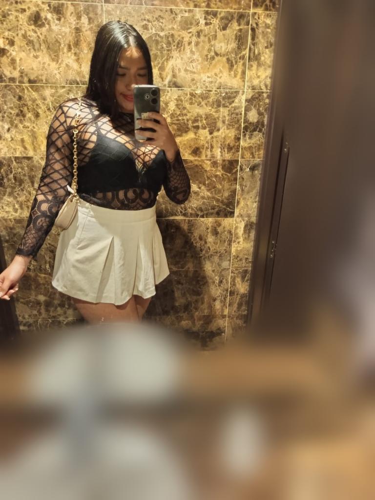 643290924: Chica busca chico en Navarra