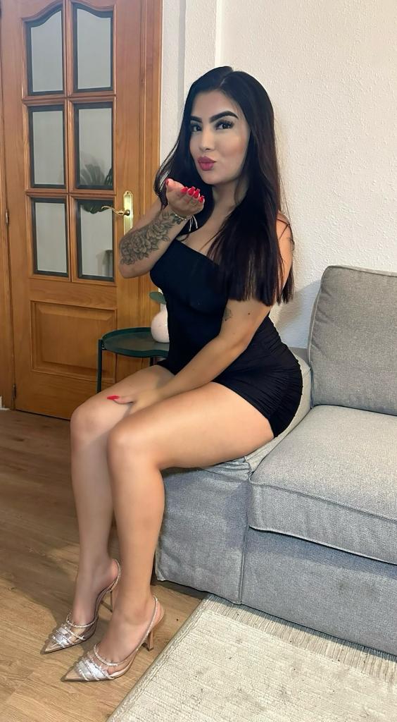 604275569: Chica busca chico en Segovia