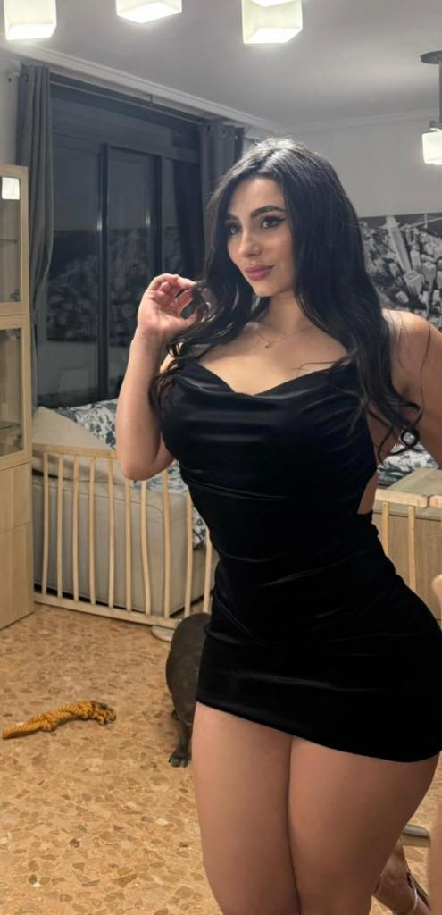 Chica busca chico en Alicante: Chica busca chico