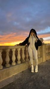 673918478: Chica busca chico en Barcelona