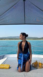 617746381: Chica busca chico en Madrid