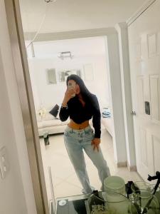 631584470: Chica busca chico en Alicante