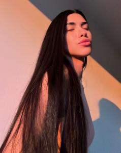 603957881: Chica busca chico en Tarragona