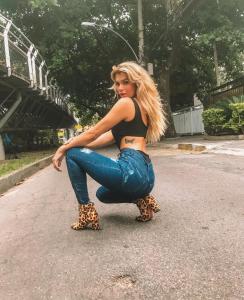 677650678: Chica busca chico en Málaga