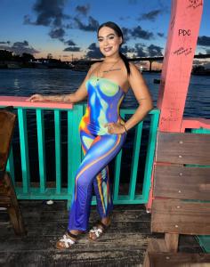 603184341: Chica busca chico en Barcelona