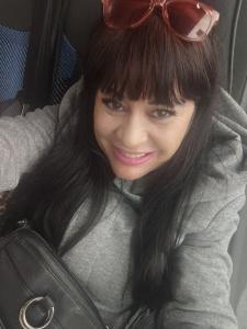 623340904: Chica busca chico en Sevilla