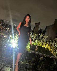 634649359: Chica busca chico en Ibiza