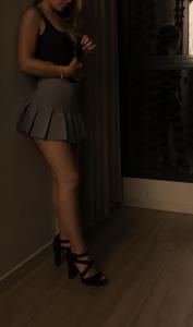 636701405: Chica busca chico en Madrid