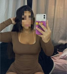 678776581: Chica busca chico en Lérida