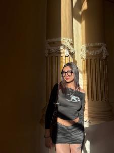 620052117: Chica busca chico en Alicante