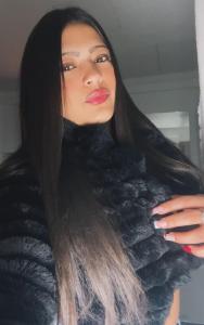 637757933: Chica busca chico en Zaragoza