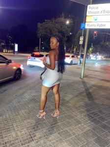 670826805: Chica busca chico en Alicante