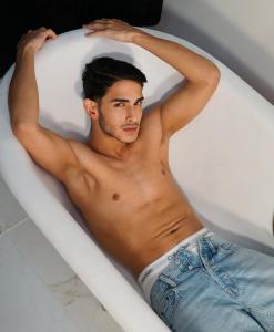 641498469: Virtual en Madrid