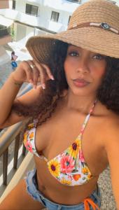 664254362: Chica busca chico en Málaga