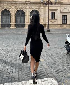 603957881: Chica busca chico en Tarragona