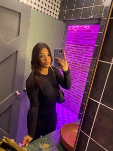 662483286: Chica busca chico en Málaga