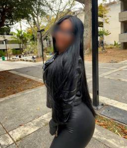 614902945: Chica busca chico en Pontevedra