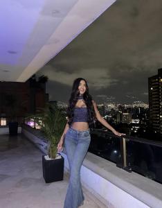 672877444: Chica busca chico en Mallorca