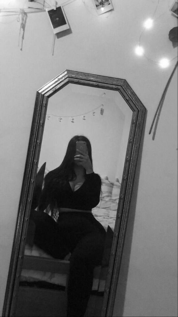 613275443: Chica busca chico en Mallorca