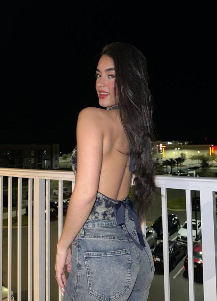 644183744: Chica busca chico en León