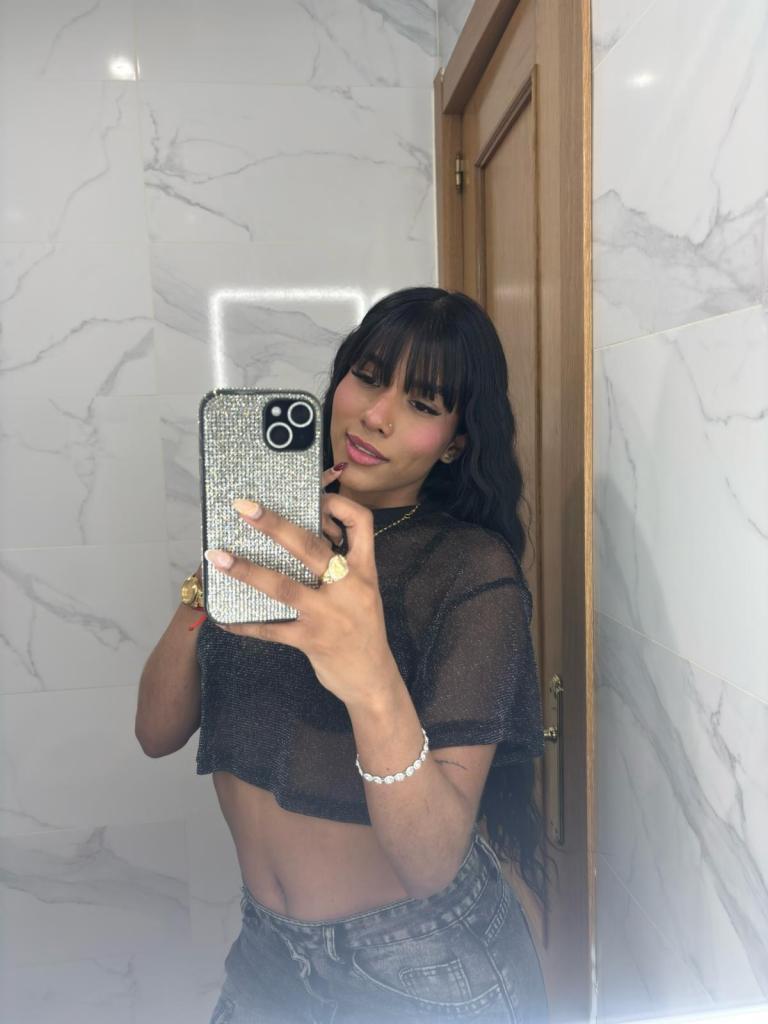 614599887: Chica busca chico en Madrid