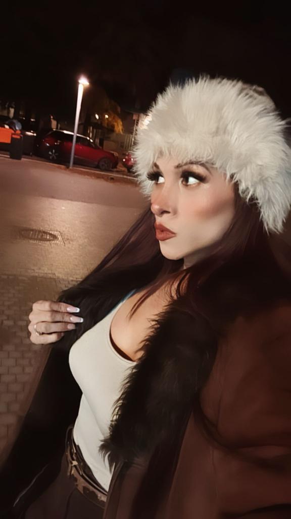 637996155: Transexual en Badajoz