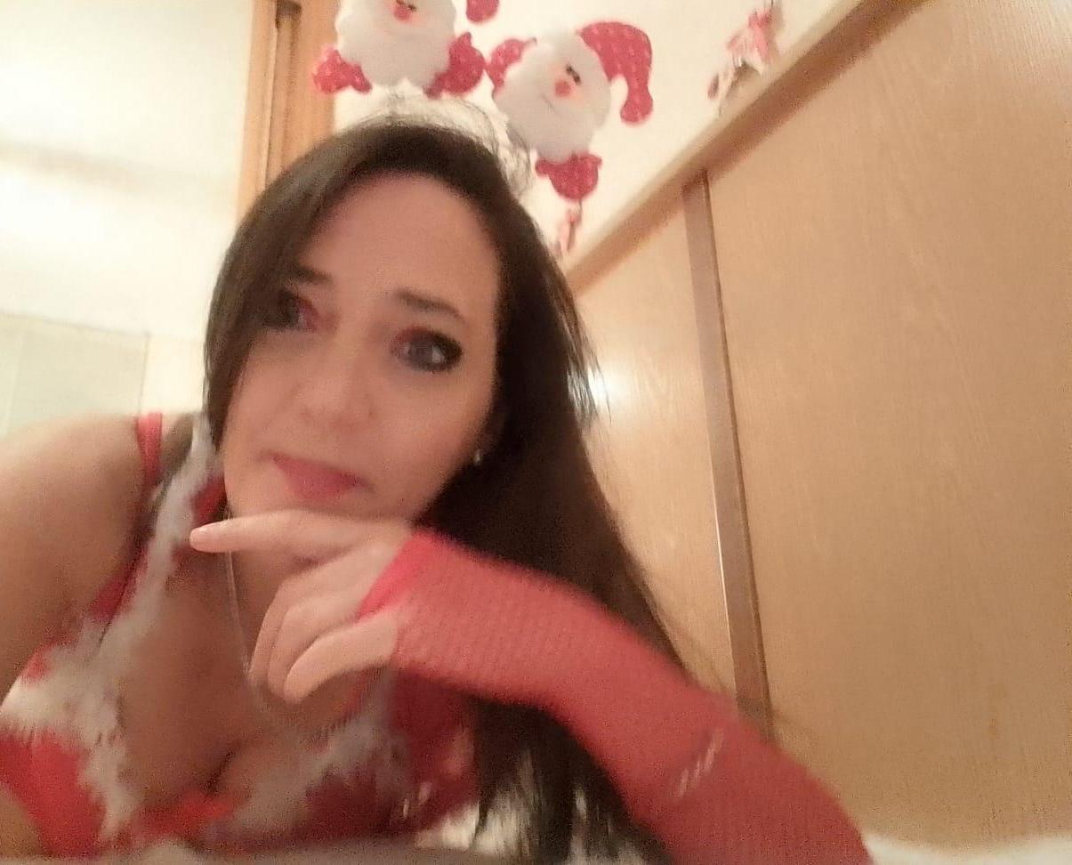 635303303: Chica busca chico en Madrid