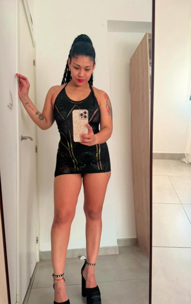 613325850: Chica busca chico en Alicante