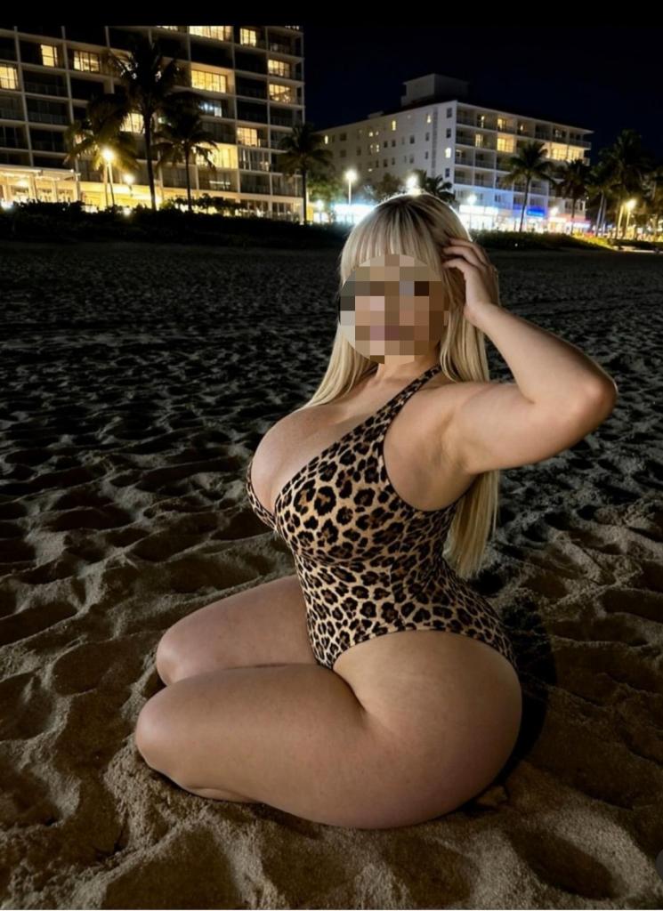 657768045: Chica busca chico en Badajoz