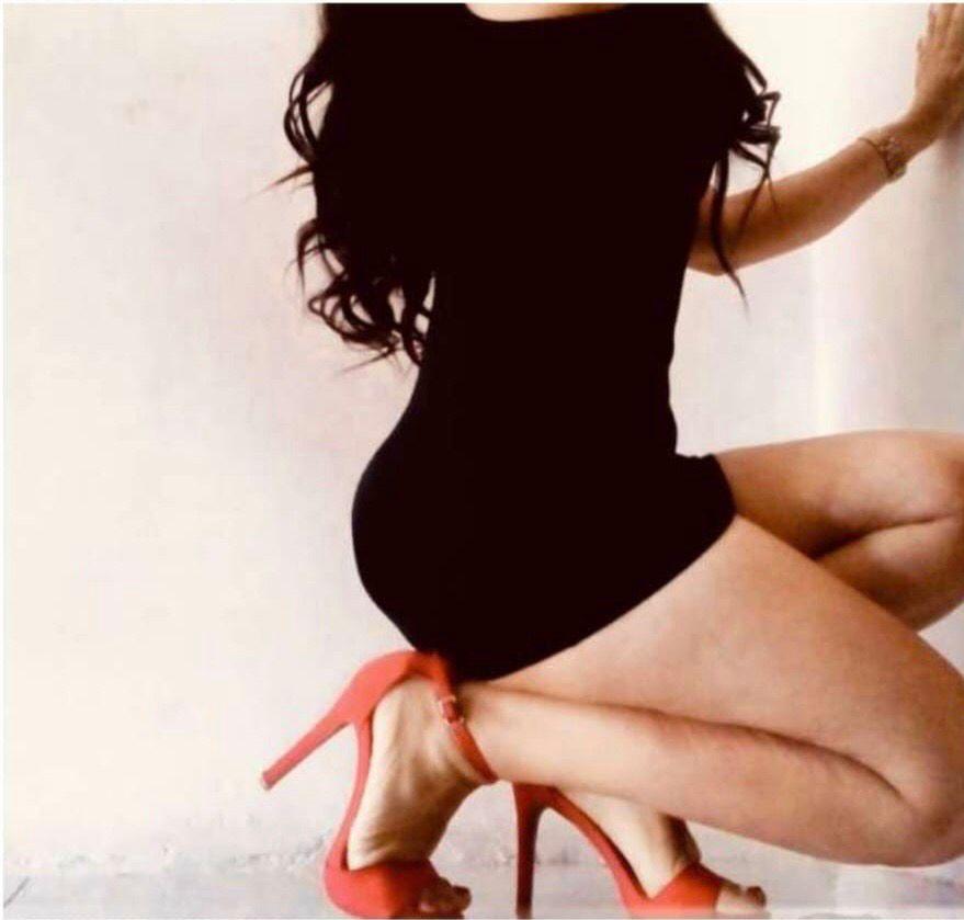 647487486: Chica busca chico en Mallorca