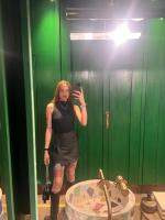 647341170: Chica busca chico en Málaga