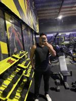 613989183: Chico busca chica en Cádiz