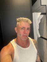 744456349: Chico busca chica en Madrid