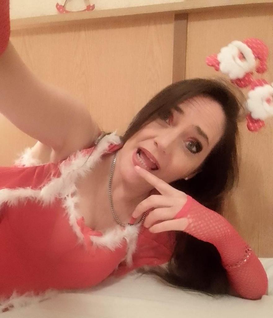 635303303: Chica busca chico en Madrid